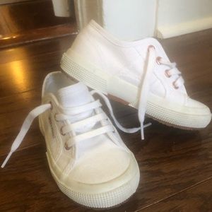 Superga toddler 9.5/EU 26